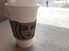 -星巴克臻选(上海虹桥新天地三店)
