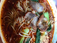 酸辣面-源一咖啡馆(麒麟巷步行街店)