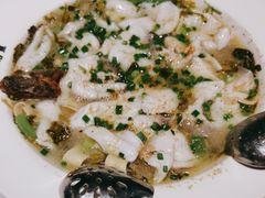 -渔语鱼酸菜鱼新川菜(来福士店)