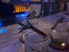 -The ROOF (通盈中心店)