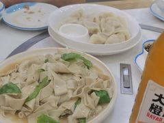 -东北酱骨饺子铁锅炖(万达总店)