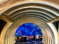 -迪拜帆船酒店海底餐厅