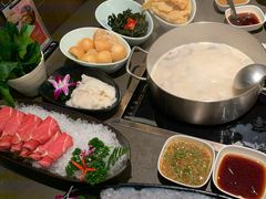 -捞王锅物料理(上海世茂广场店)