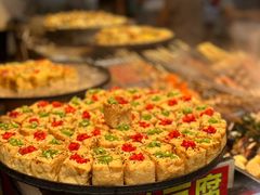 -八一好吃街·高品美食广场