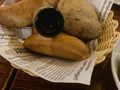 -1886德国汽车餐厅(外滩十六铺码头店)