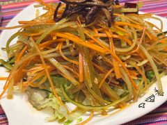 -香巴拉云南餐厅(华莱坞店)