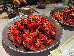 -巴厘龙虾·榜首油焖大虾(音乐学院·沿江酒馆店)