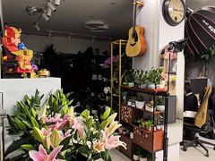 -怡花宜木鲜花店(朝阳路店)