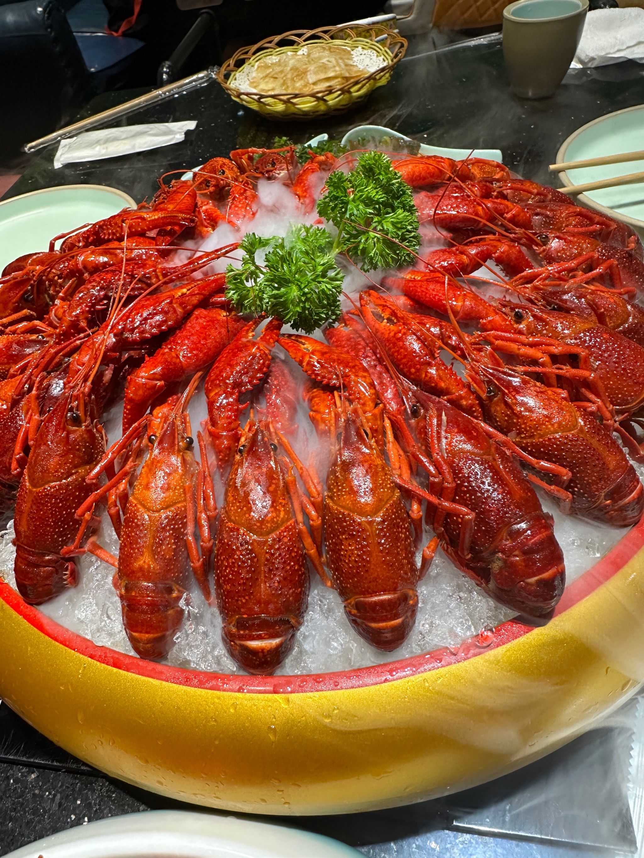 小龙虾拼盘,谁敢来一战?
