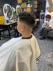 -藤野造型专业烫染接发