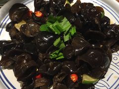 -云海肴·汽锅鸡·云南菜(天山百盛优客店)