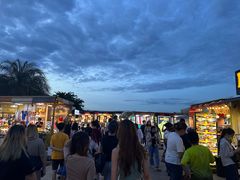 -席娜卡琳火车铁道夜市