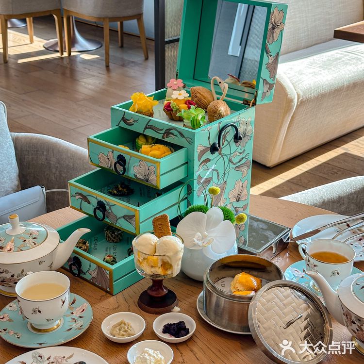 不是，广州也有属于自己的曼哈顿