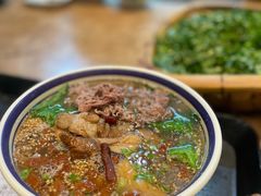 -云阿蛮云南生烫牛肉米线(奉贤路店)