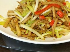 -刘胖子家常菜·蹄花焖藕(中南店)