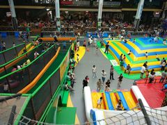 -蒙特利亲子乐园