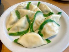 白菜猪肉馅饺-关东小磨东北菜(上海长风大悦城店)