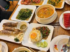 -两兄弟Song Pee Nong(2号店)