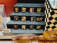 -泡泡玛特POPMART(蓝色港湾店)