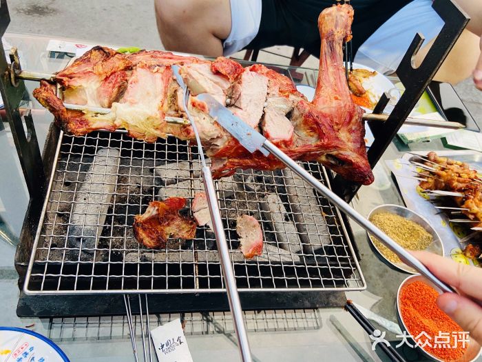 迎燕阁烤羊腿(二环南路店)图片