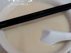 鲜磨豆浆-老磁器口豆汁店(天坛店)