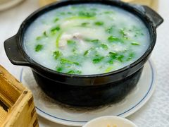 香茜鱼片粥-番禺宾馆丽苑厅