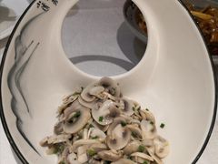 葱油小蘑菇-老人和饭店(淮海中路店)