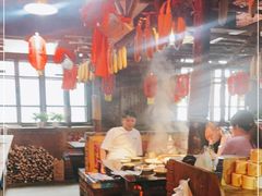 -鱼窝棚柴火铁锅炖(富山屯店)