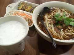 -李先生牛肉面大王(合肥火车站出站口店)