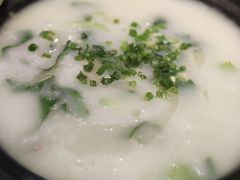 -正東记港味烧腊餐室(天鹅湖银泰城店)