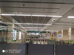 -铁西广场(地铁站)