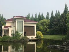 -上海怡沁园度假酒店