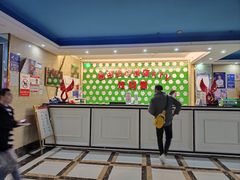 -阿里巴巴量贩KTV(海亮店)