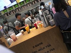 -CoCo都可(湖滨银泰店B区店)