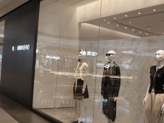 -URBAN REVIVO(上海中庚漫游城店)
