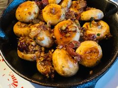 香煎火腿小蘑菇-BROWNSTONE布朗石西班牙餐厅(富城店)