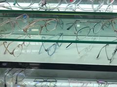 -三叶眼镜城(八佰伴店)