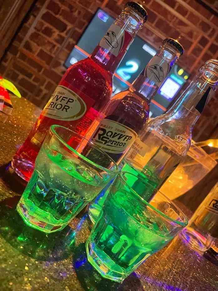 鑫麦ktv(首都宾馆店)-"我昨天去玩过,音箱还不错包厢里设施比较豪.