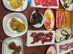 -四囍码头海鲜烧烤自助火锅(外滩南京东路悦荟广场店)