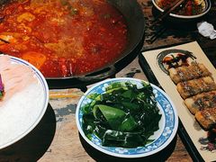 -旧街市鲜货老火锅(大光路店)