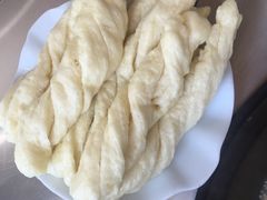 -粘豆包柴火铁锅炖