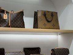 -海星奢选二手奢侈品手表包包鉴定回收寄卖(墨玉南路店)
