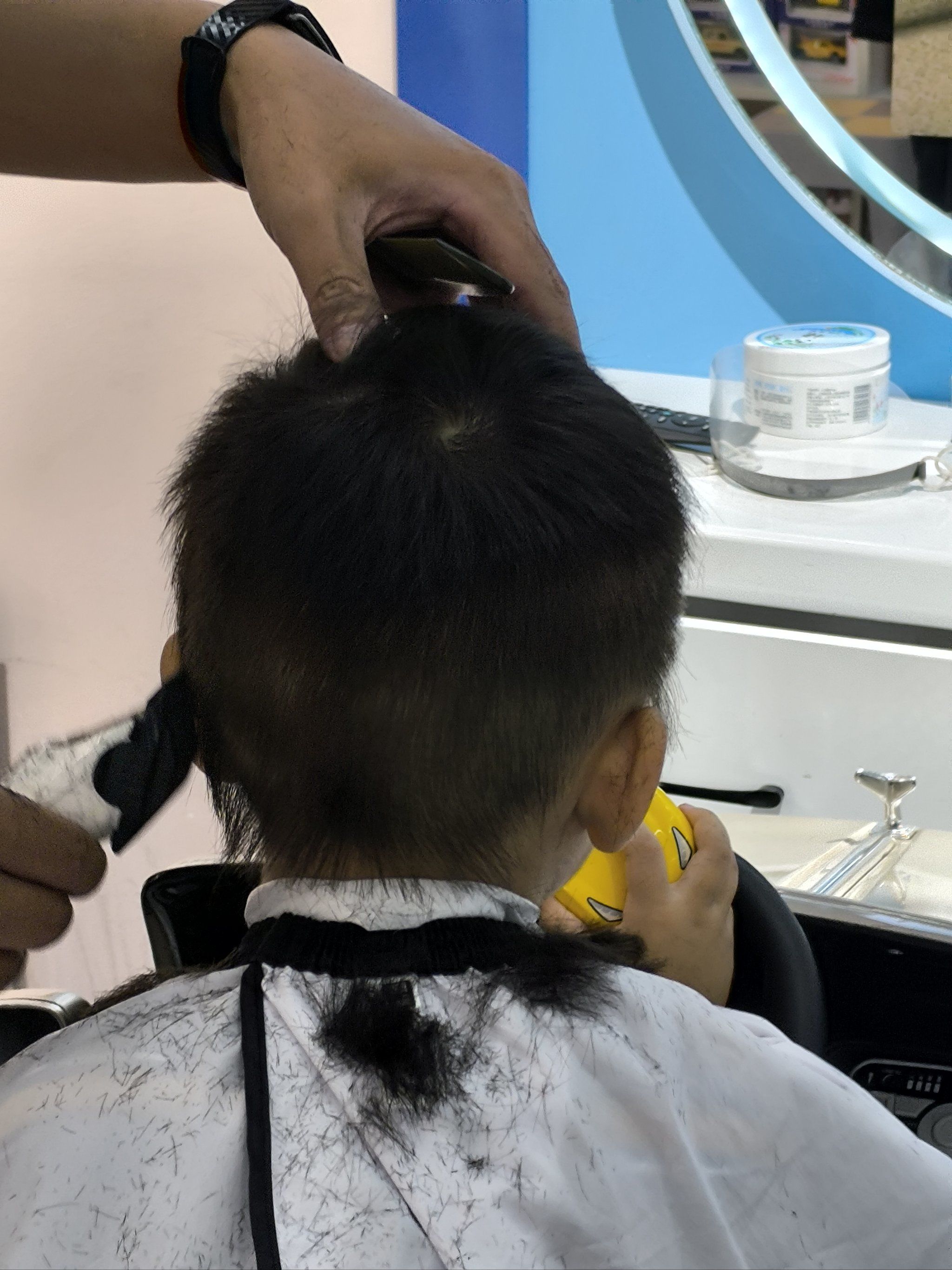 怎么给婴儿弄个性发型