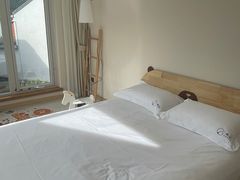 -侘山民宿(杭州西湖龙坞店)