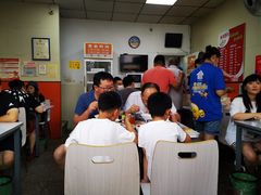 大堂-海平馄饨(逍遥二路店)