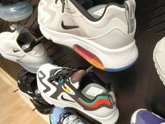 -NIKE(澳门威尼斯人店)