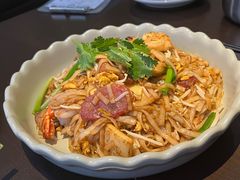 -大头虾越式风味餐厅(光明广场店)