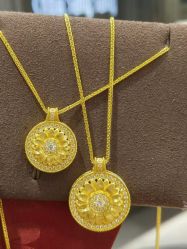 -周生生Chow Sang Sang(先天下店)