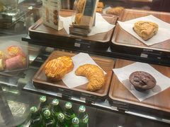 -星巴克(七宝领展广场1F店)