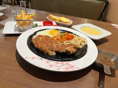 -豪客来牛排(空港华联店)